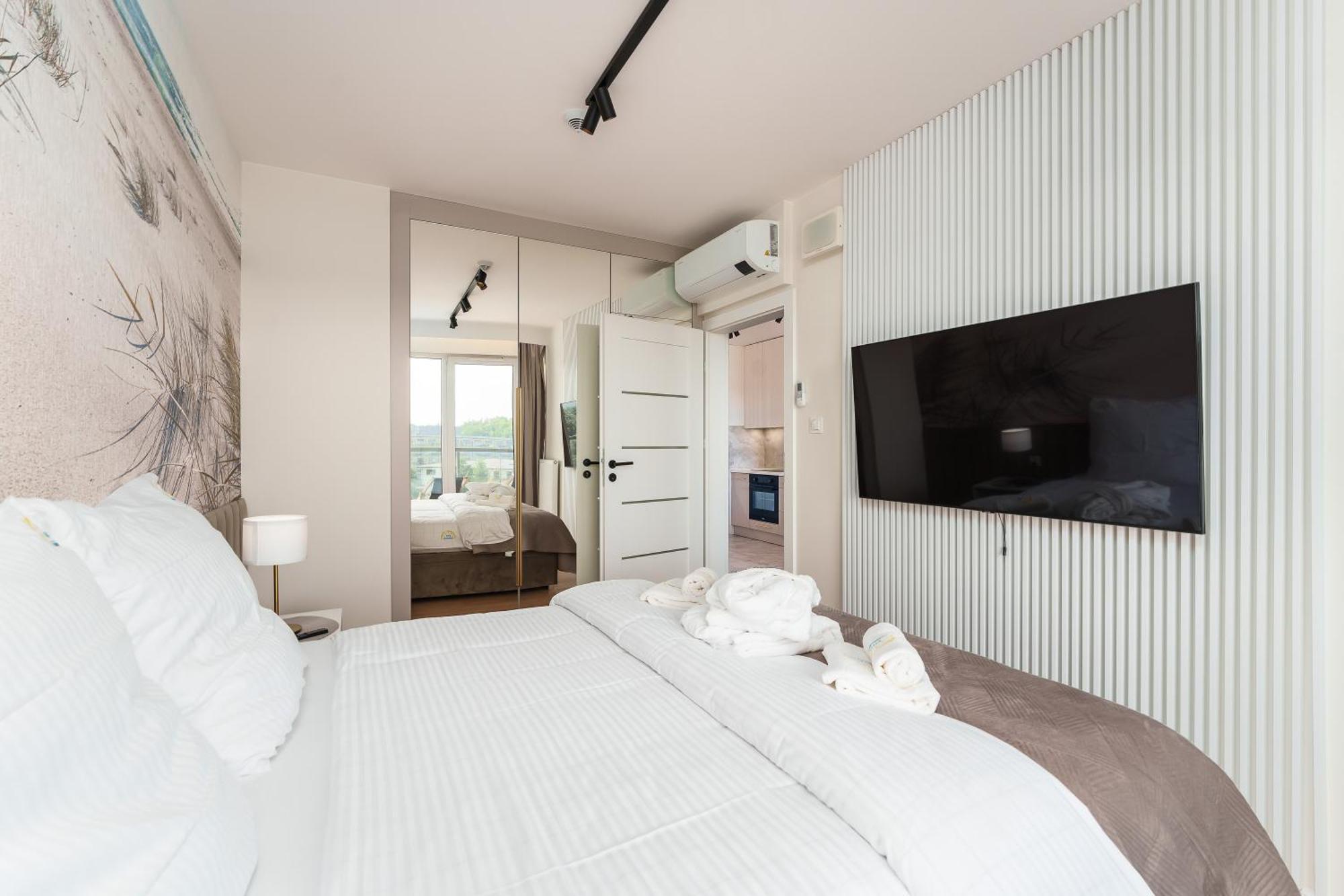 Apartament Delux Kasprowicza 20C Prywatny Parking Basen Sauna Oraz Silownia W Cenie Kolobrzeg Dış mekan fotoğraf