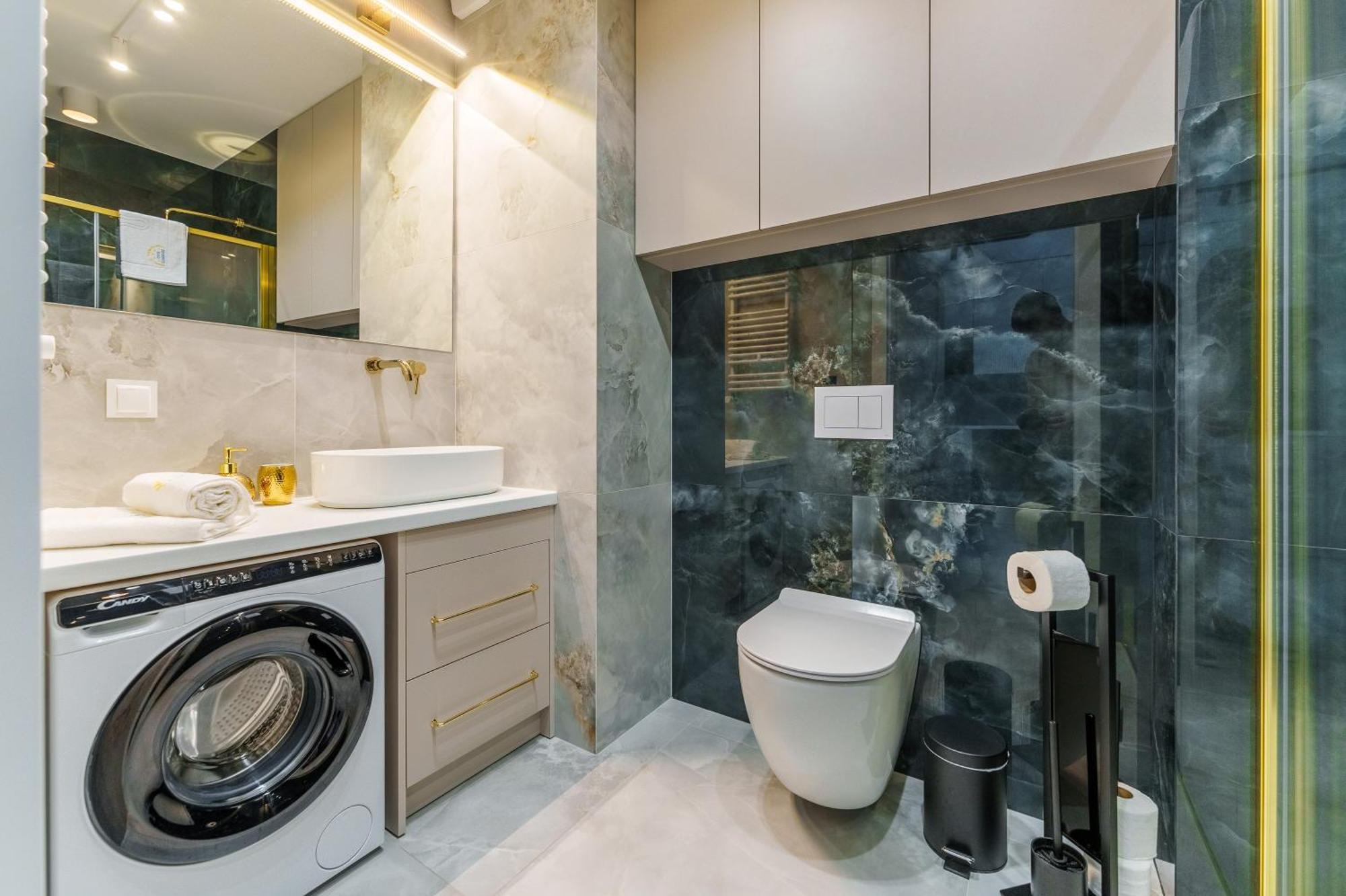 Apartament Delux Kasprowicza 20C Prywatny Parking Basen Sauna Oraz Silownia W Cenie Kolobrzeg Dış mekan fotoğraf