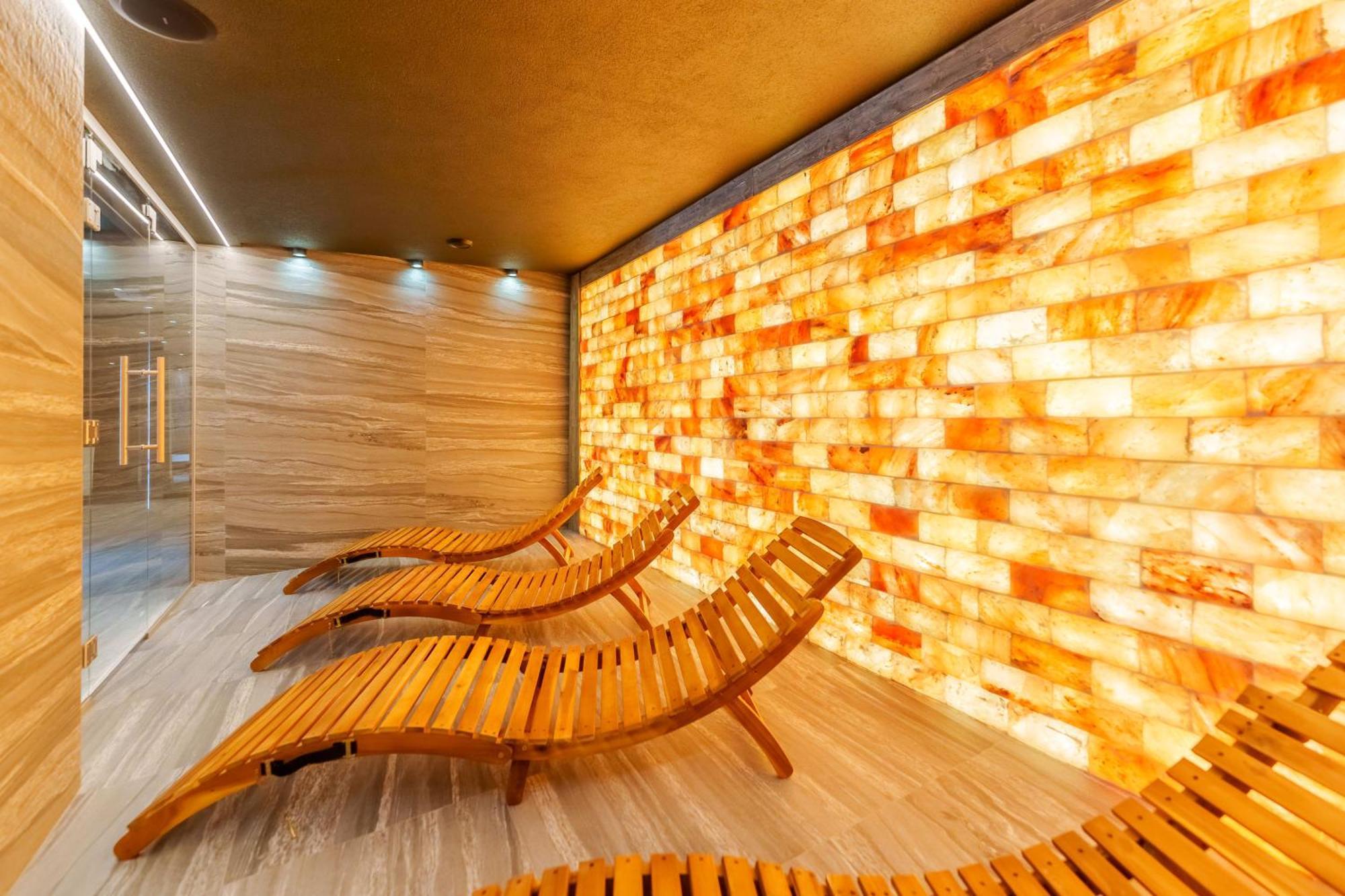 Apartament Delux Kasprowicza 20C Prywatny Parking Basen Sauna Oraz Silownia W Cenie Kolobrzeg Dış mekan fotoğraf