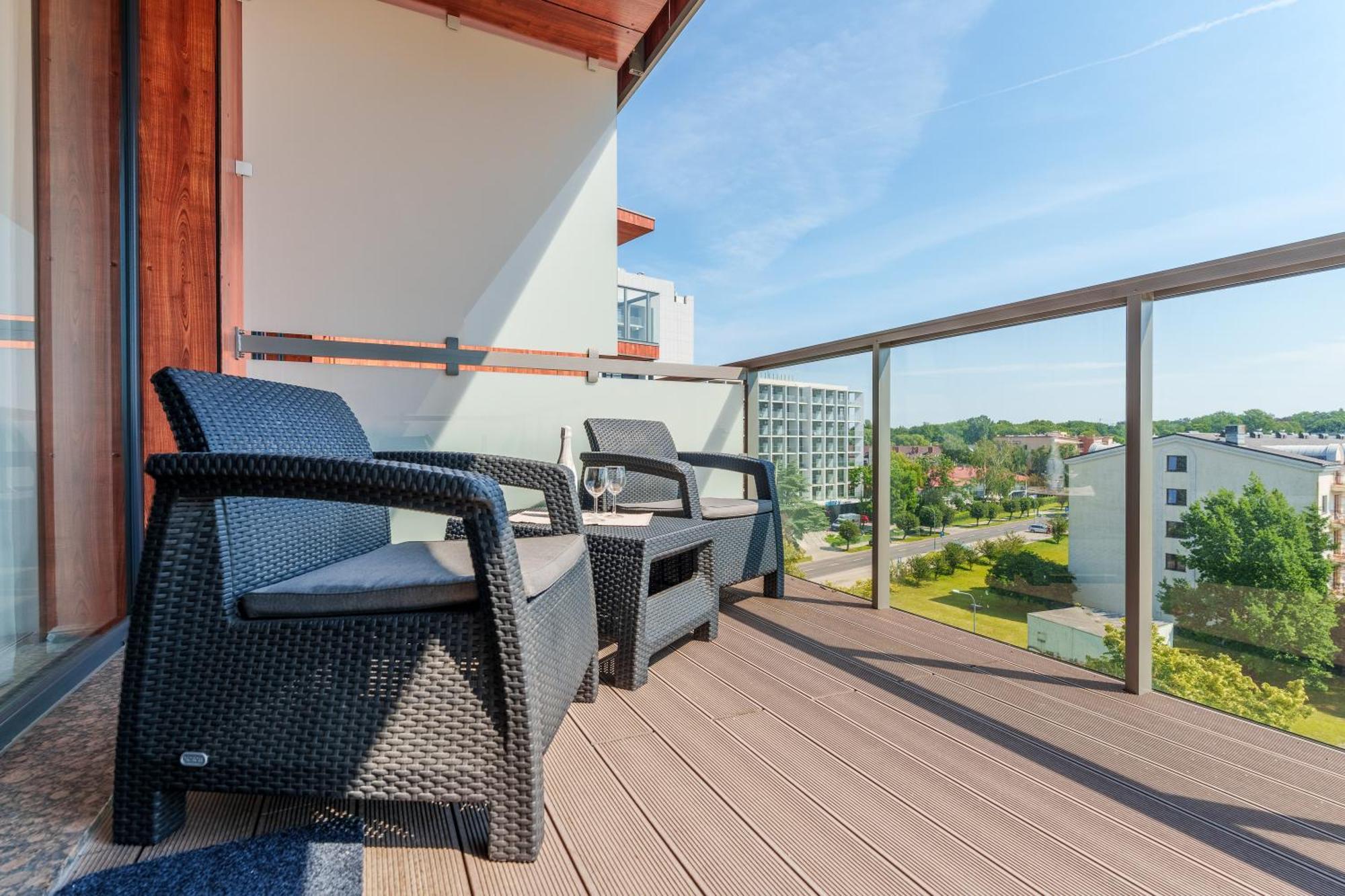Apartament Delux Kasprowicza 20C Prywatny Parking Basen Sauna Oraz Silownia W Cenie Kolobrzeg Dış mekan fotoğraf