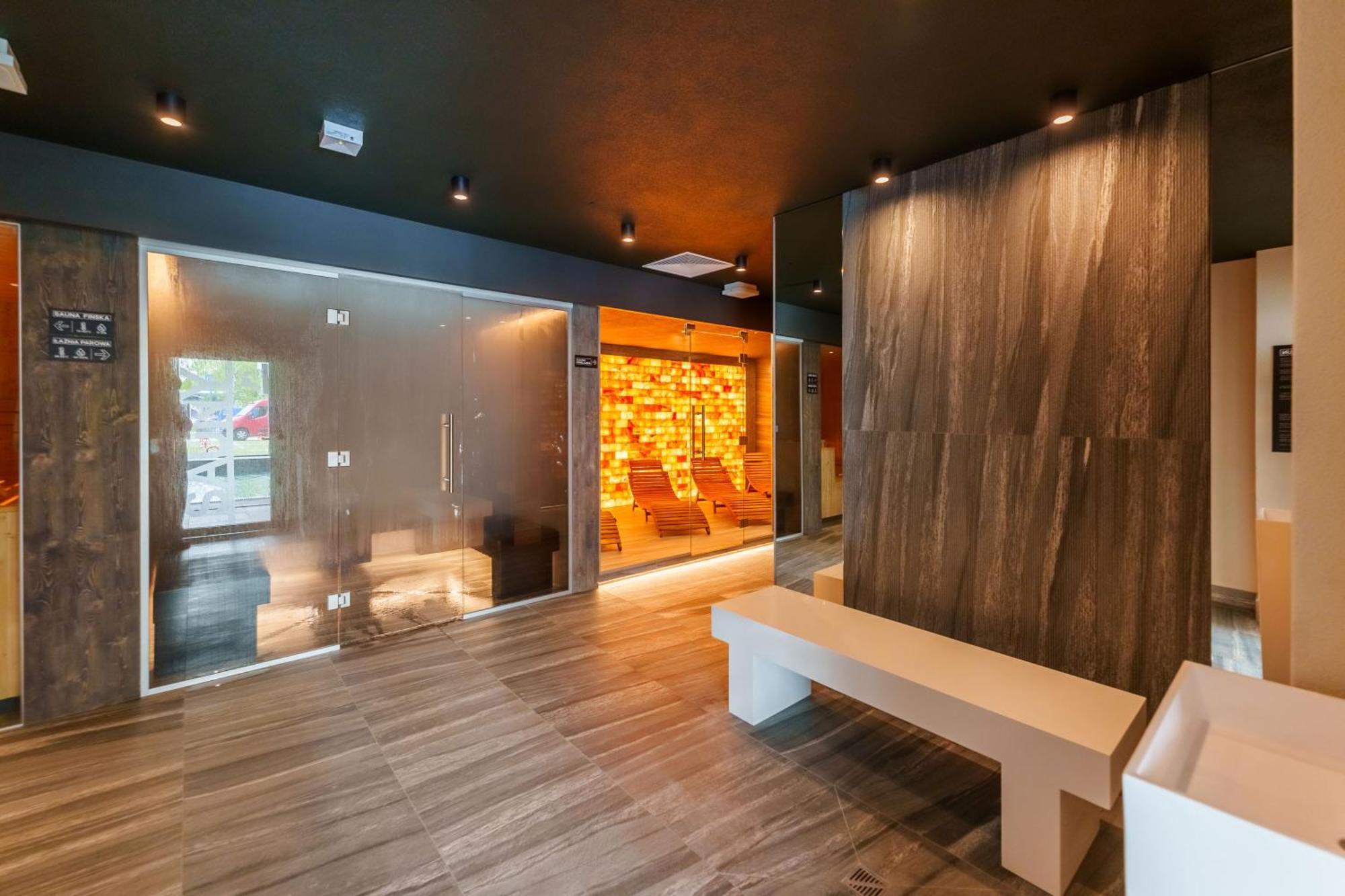 Apartament Delux Kasprowicza 20C Prywatny Parking Basen Sauna Oraz Silownia W Cenie Kolobrzeg Dış mekan fotoğraf